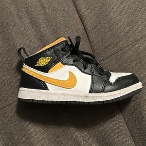 Toddler Nike Jordan 2 Mids